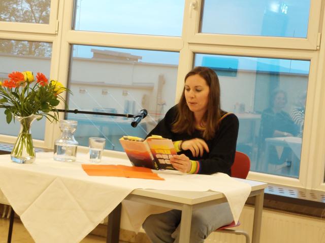 Ulrike Haidacher liest aus ihrem Buch