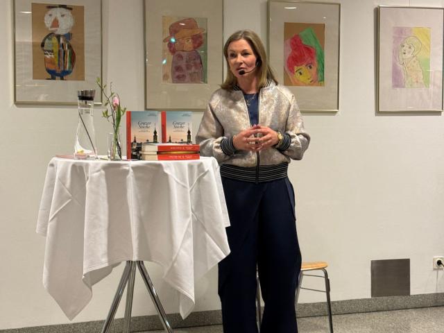 Margot Mühlfellner bei der Lesung des Buches "Grazer Stiche" in Dobl