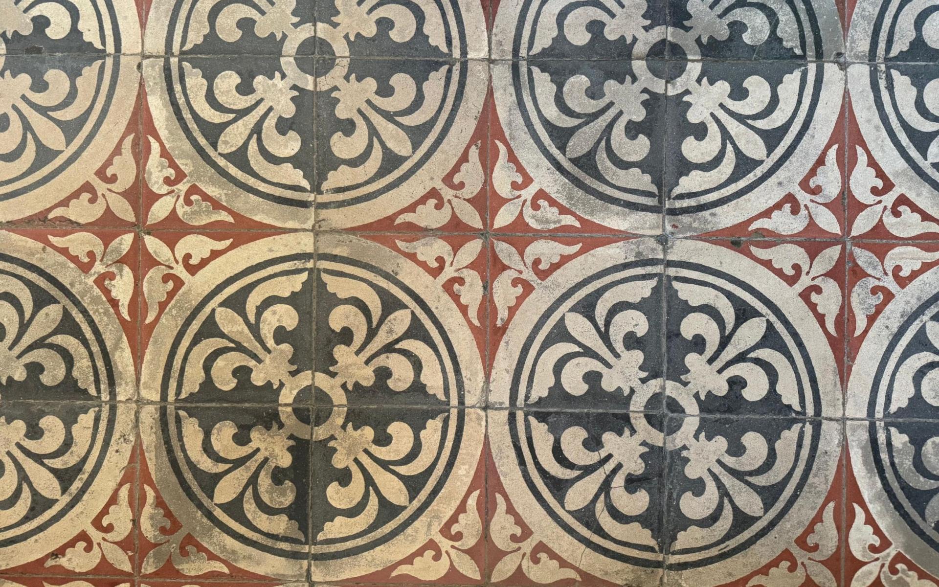 Mosaikboden Bibliothek Dobl