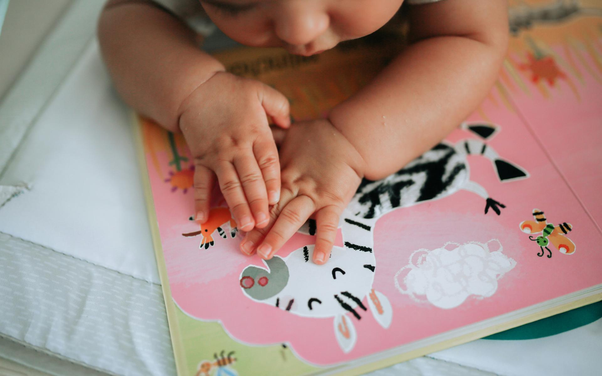 Baby-Frühstück in der Bibliothek Dobl-Zwaring